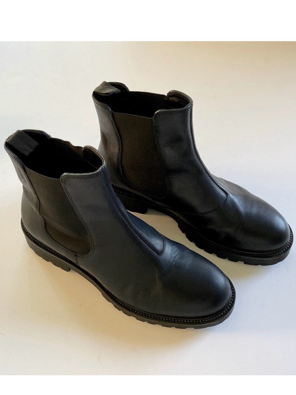VAGABOND Kenova Lug Chelsea Boot Black Size 10
